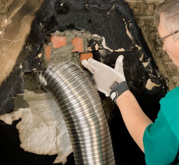 Braskassett: Hålet runt flexröret fylls igen Braskassett: Hålet runt flexröret fylls igen